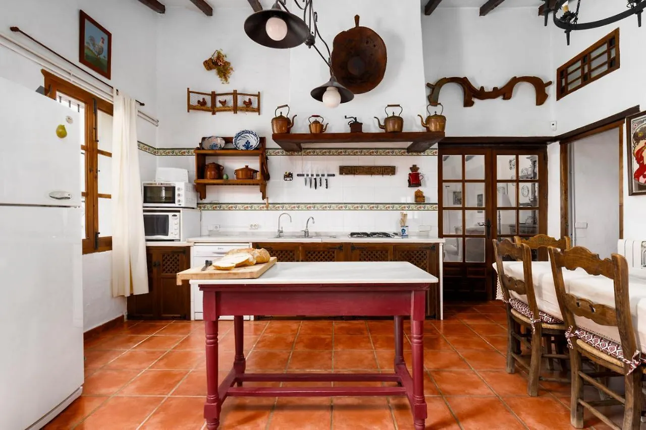 Tradicional Casa De Campo Andaluza Con Piscina Privada Villanueva de Tapia Spain