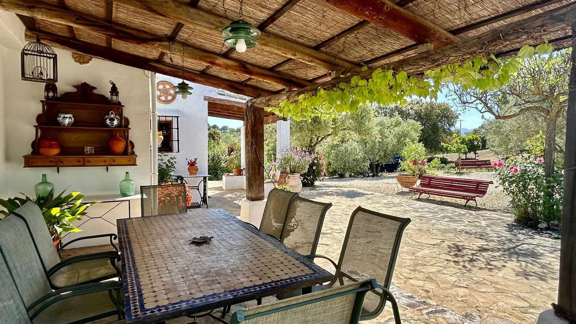 Tradicional Casa De Campo Andaluza Con Piscina Privada Villanueva de Tapia Spain